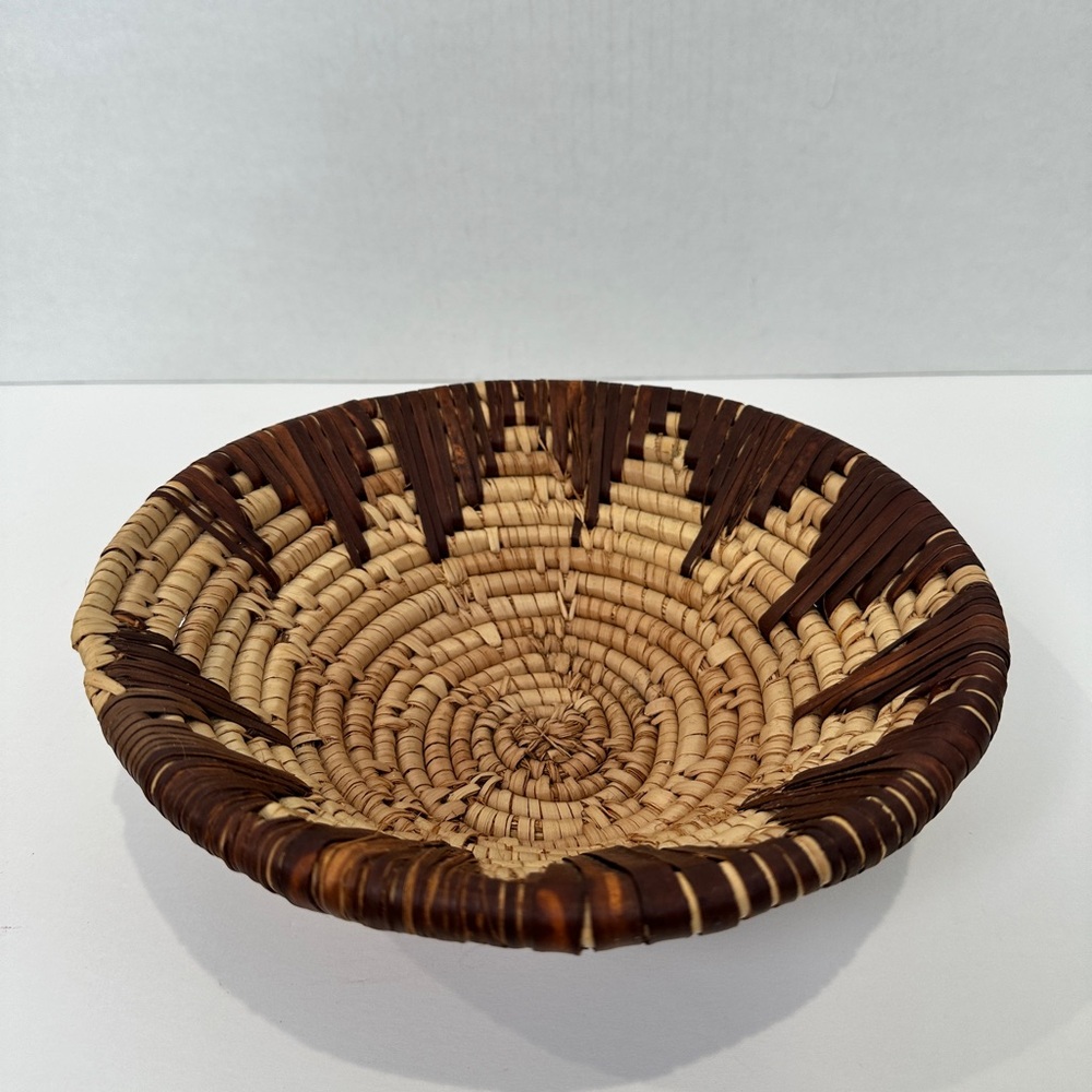 Vintage Primitive Boho Coil Basket Natural Grass Hand Woven Brown 10” W